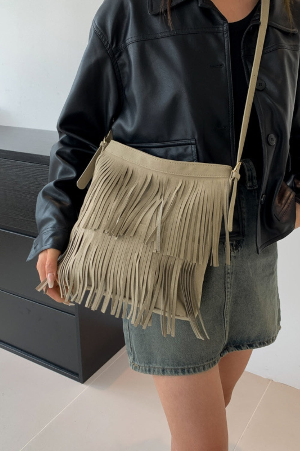 Double-Layered Fringe Shoulder Bag
