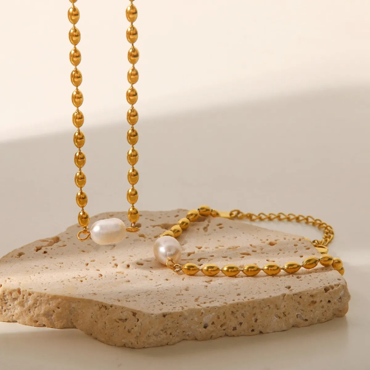 Pearl and Gold Chain Jewelry Set with Necklace and Bracelet