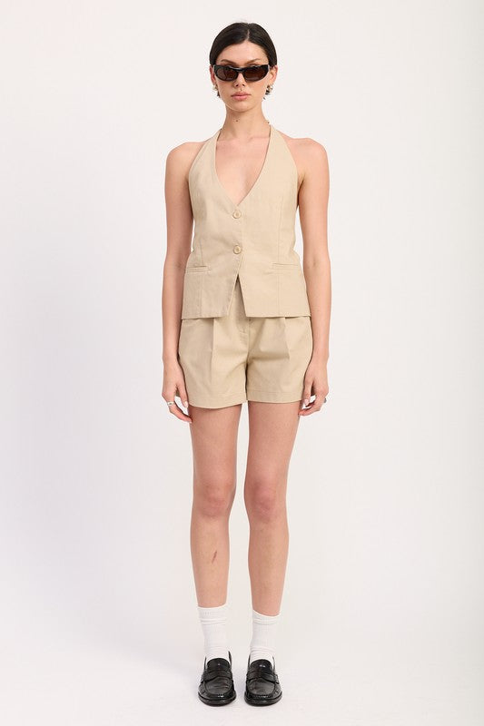 HIGH WAISTED PLEATED SHORTS