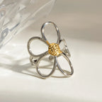 Two-Tone Daisy Flower Ring