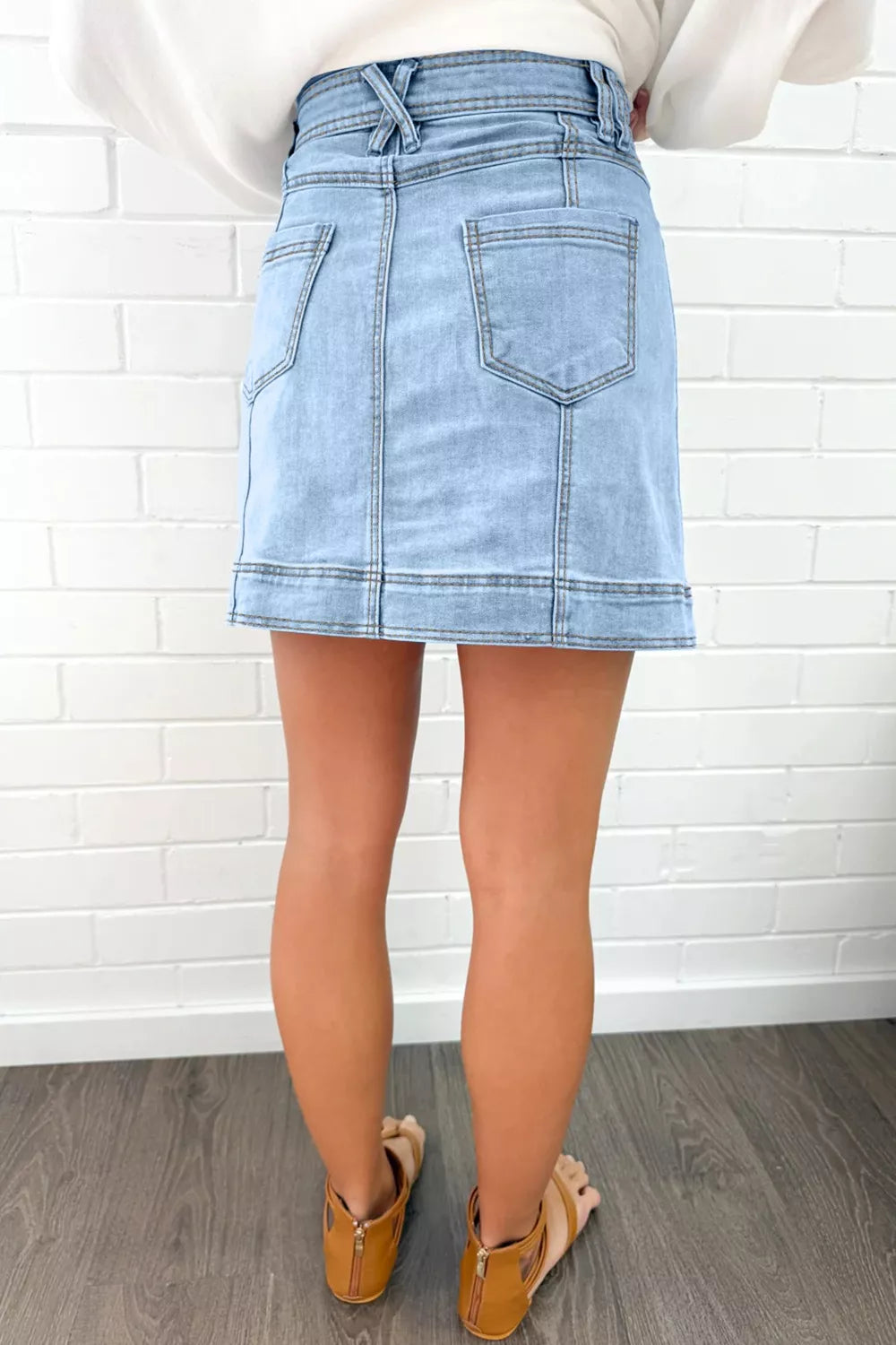 Exposed Seam Detail A-line Denim Mini Skirt with Pockets