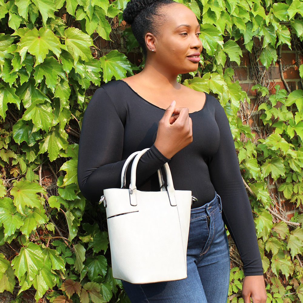 NEW! Mary Bucket Bag
