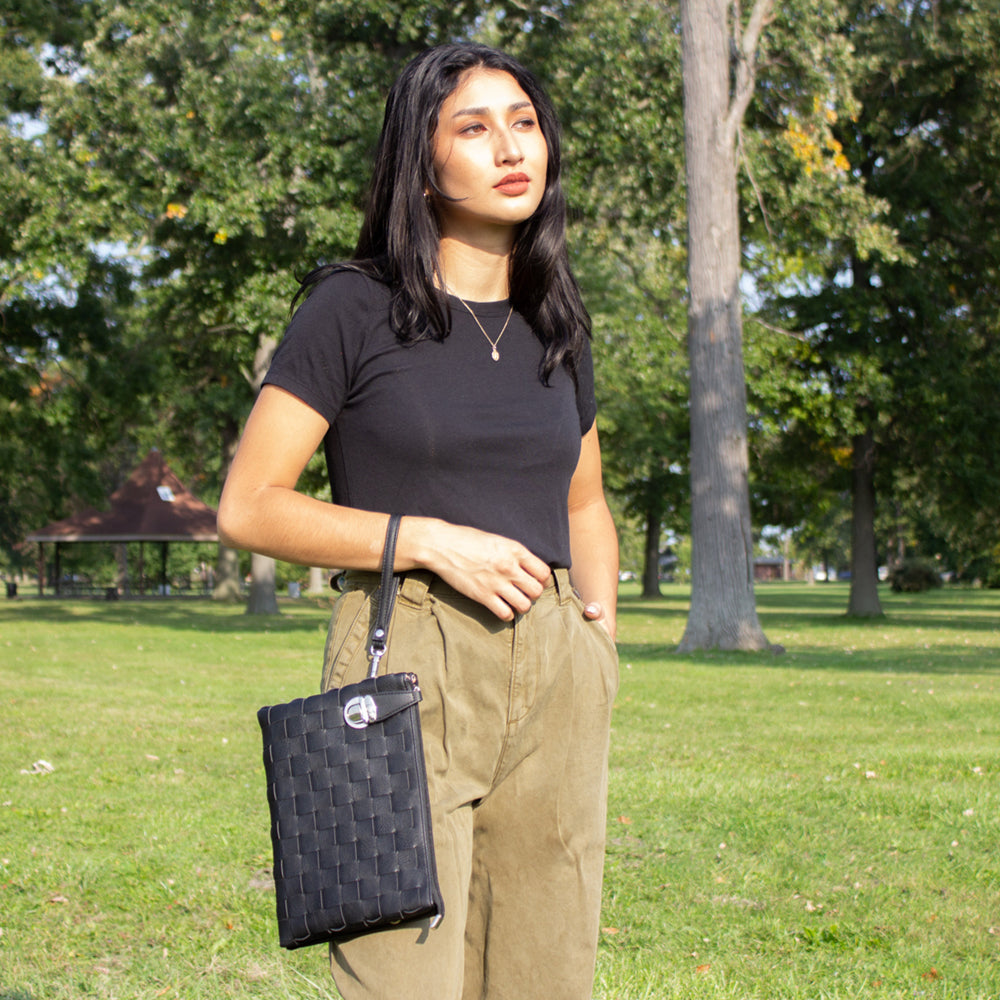 Nancy Crossbody/Clutch (Multiple Colors)