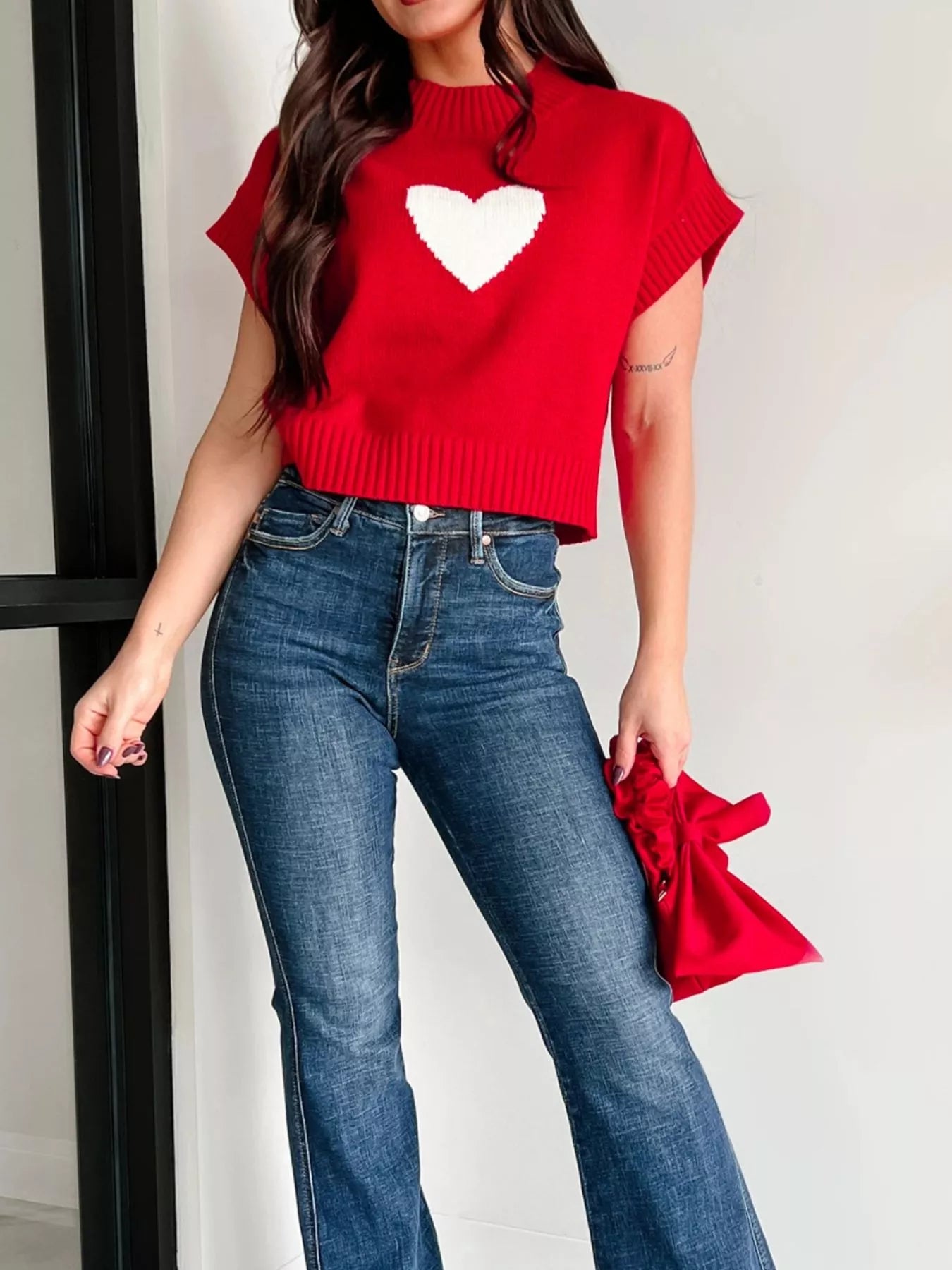 Heart Ribbed Hem Short Sleeve Sweater