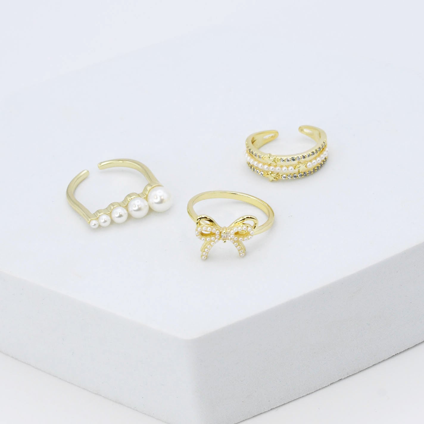 Divine Pearl Ring Set