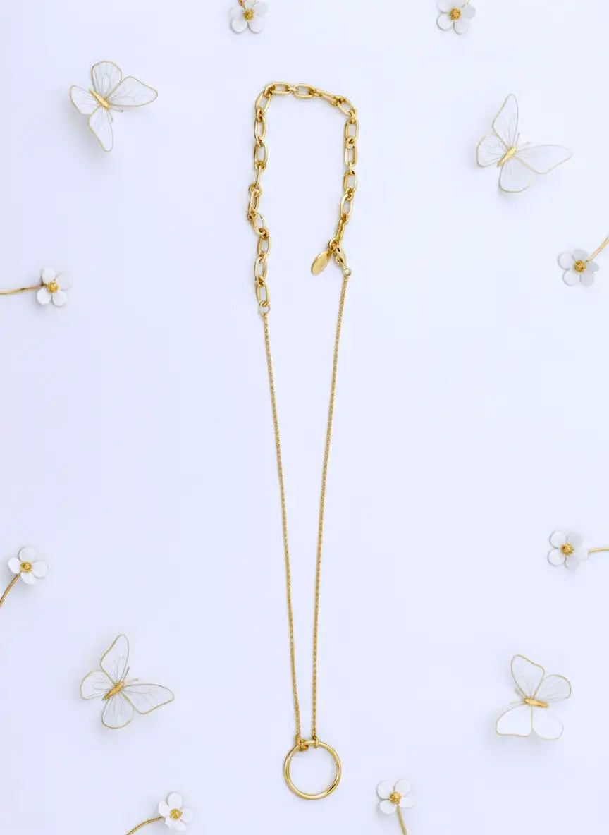 Dainty Gold Loop Necklace