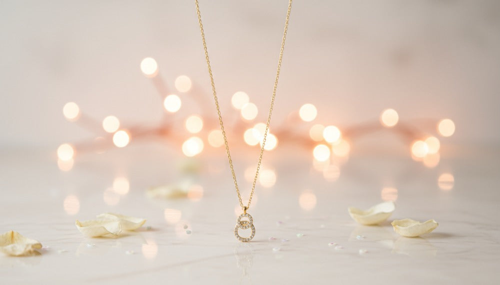 Gold Radiant Circle Necklace