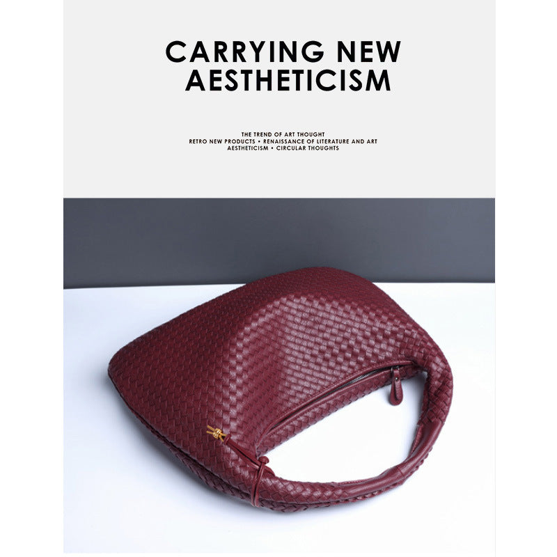 Elegant Woven Crescent Hobo Shoulder Bag