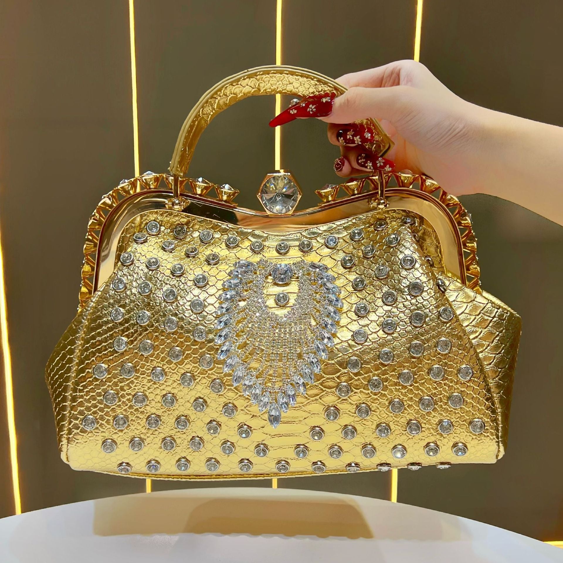 Women's Luxury Crystal Evening Clutch Bag