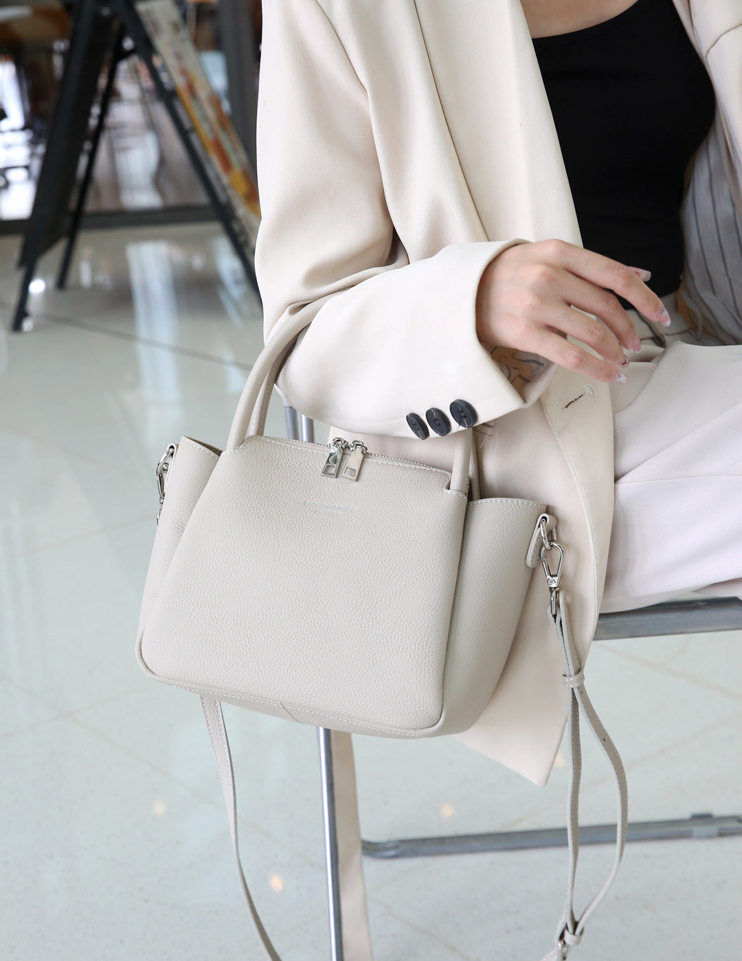 Luxury Top-Grain Leather Boston Commuter Crossbody Bag