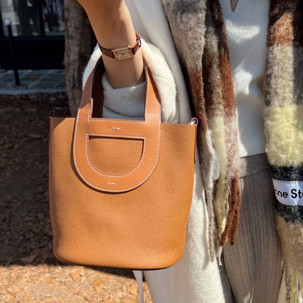 Pebbled Leather D-Pocket Bucket Handbag
