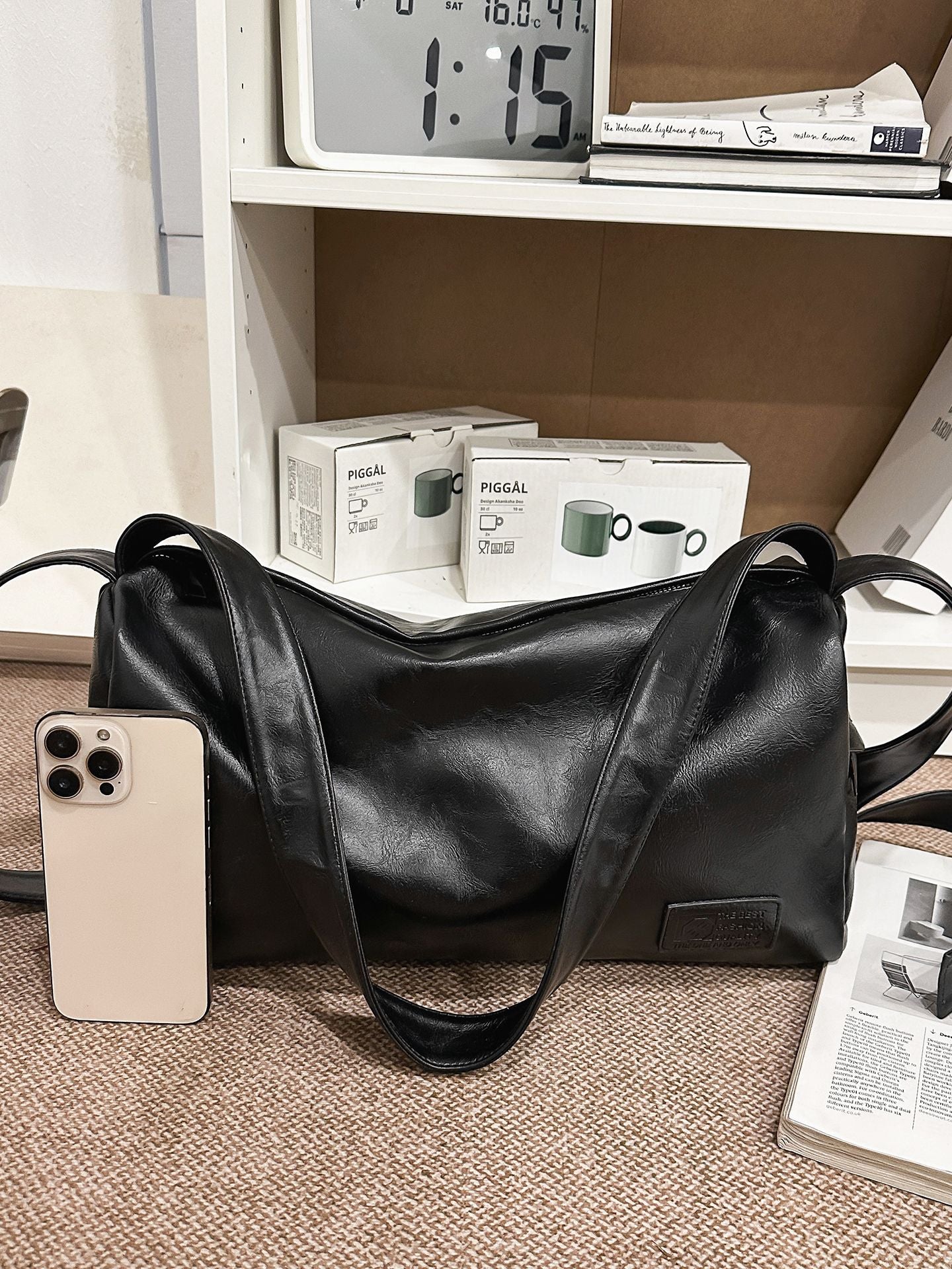 Unisex Vintage Faux Leather Shoulder Bag