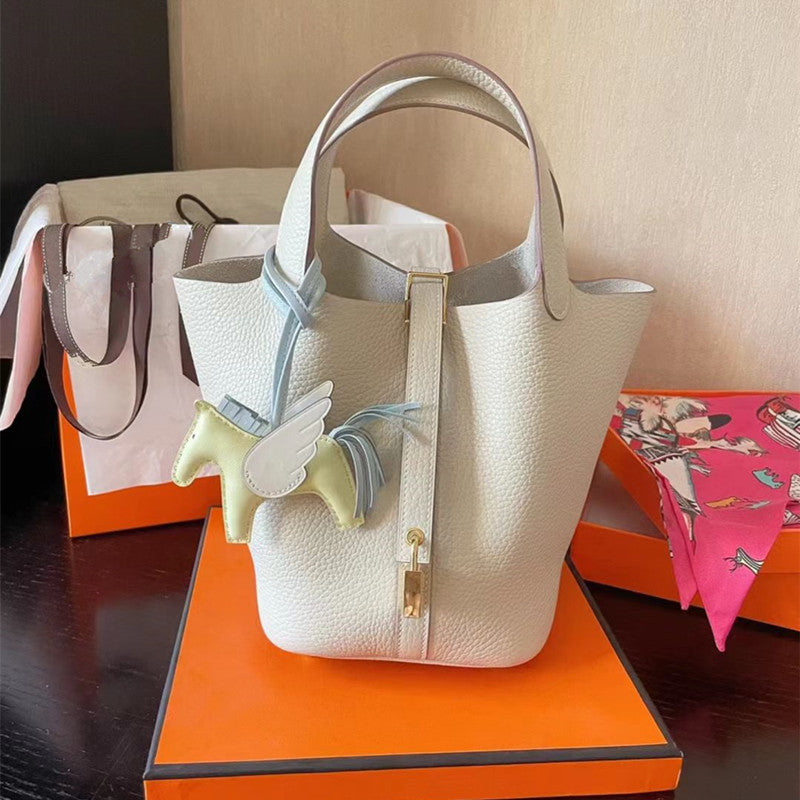 Women's Pebbled Leather Bucket Handbag