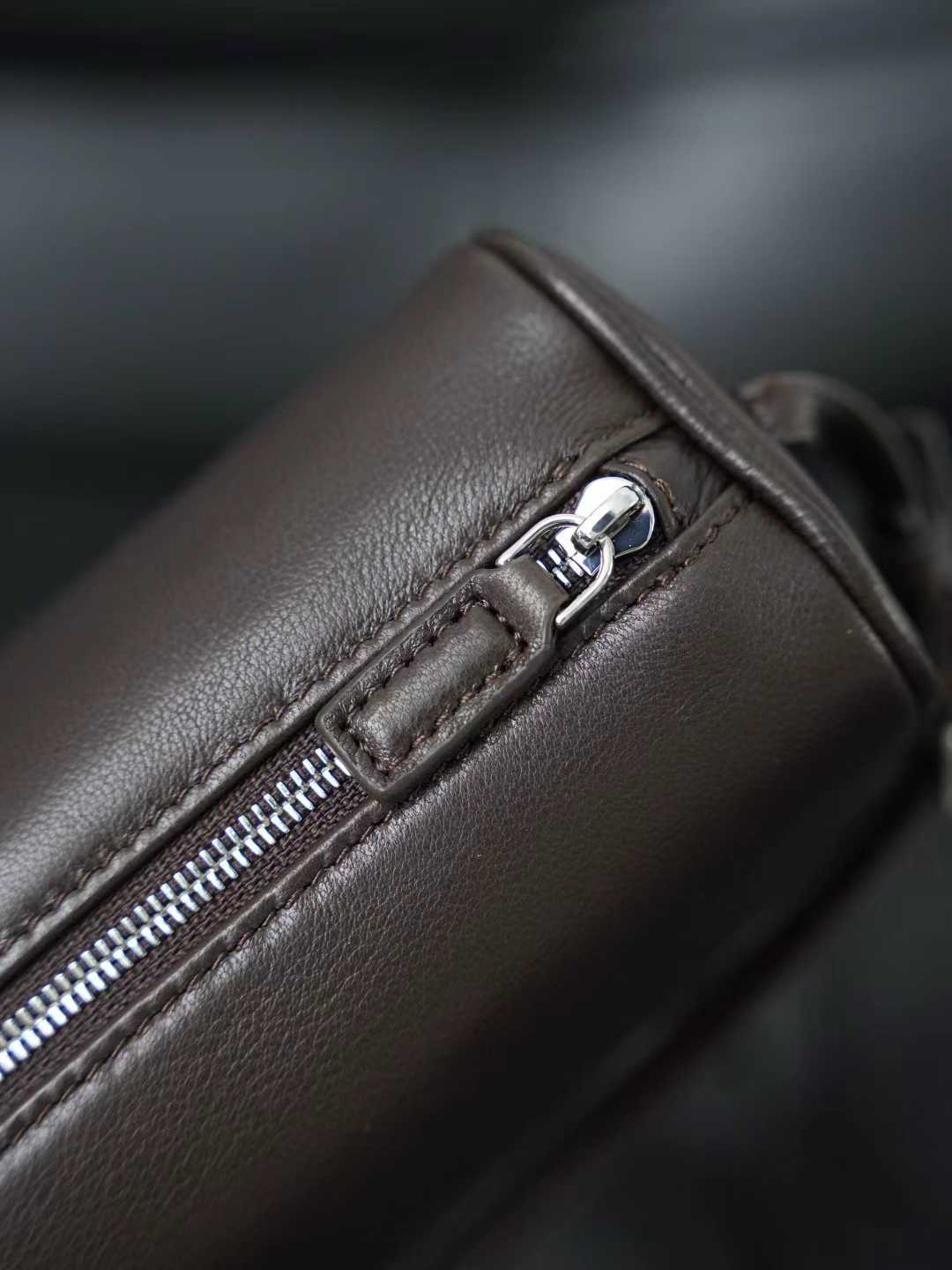Top Grain Leather Cylindrical Crossbody Shoulder Bag