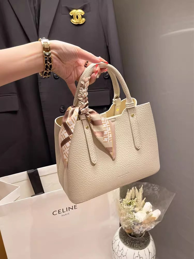 Elegant Women's Leather Tote Shoulder Bag