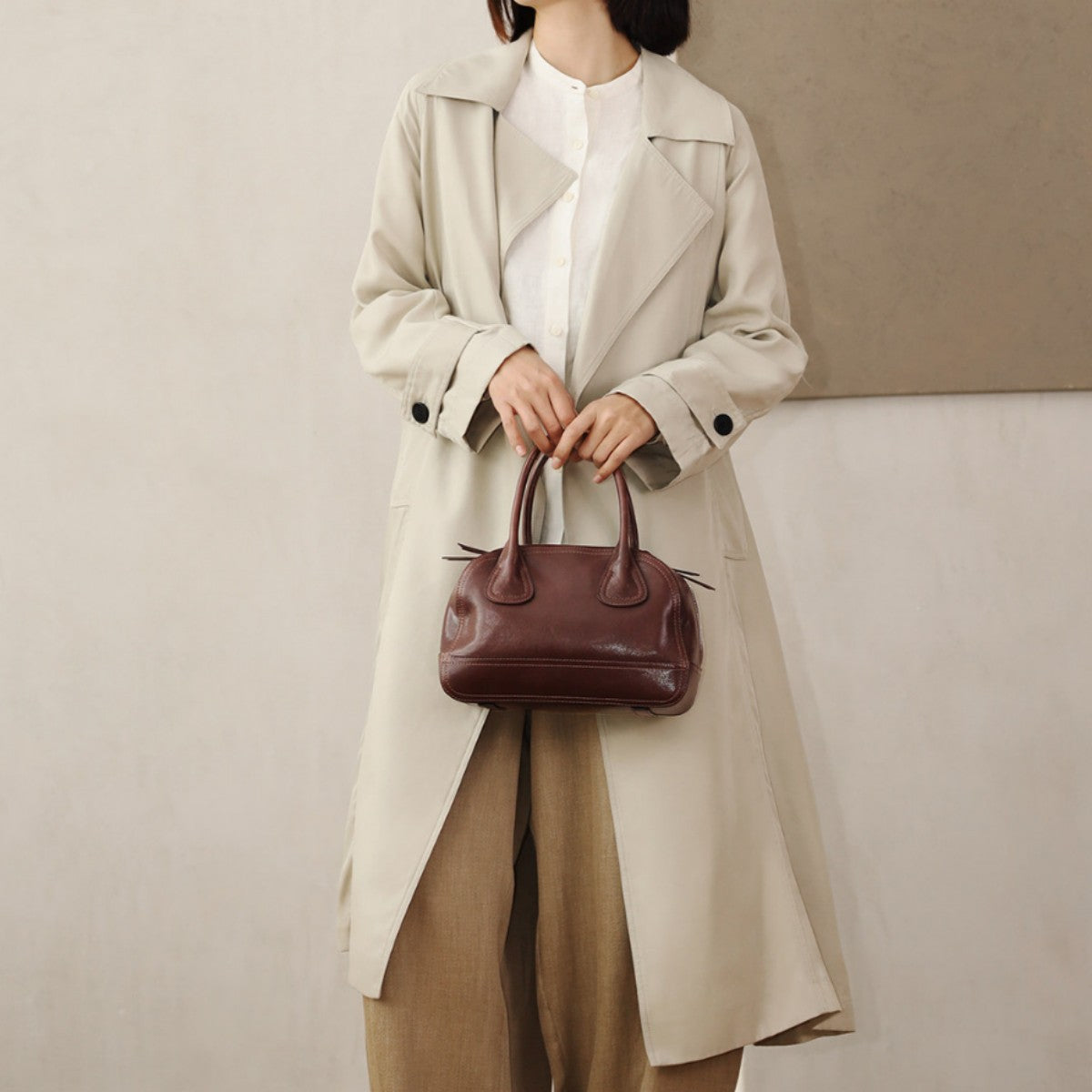 Vegetable Tanned Leather Bowling Shoulder Handbag