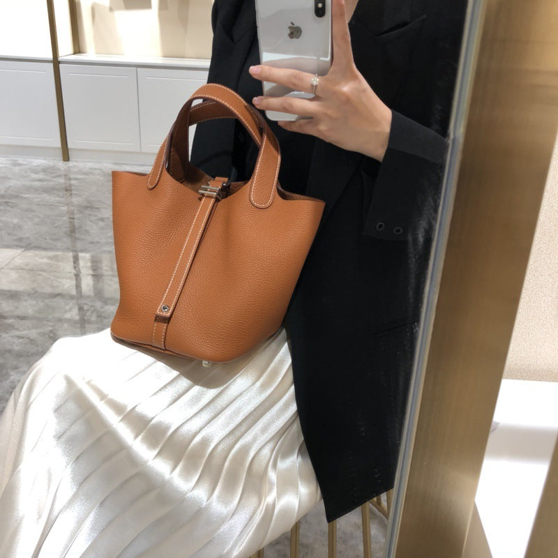 Women's Pebbled Leather Bucket Handbag