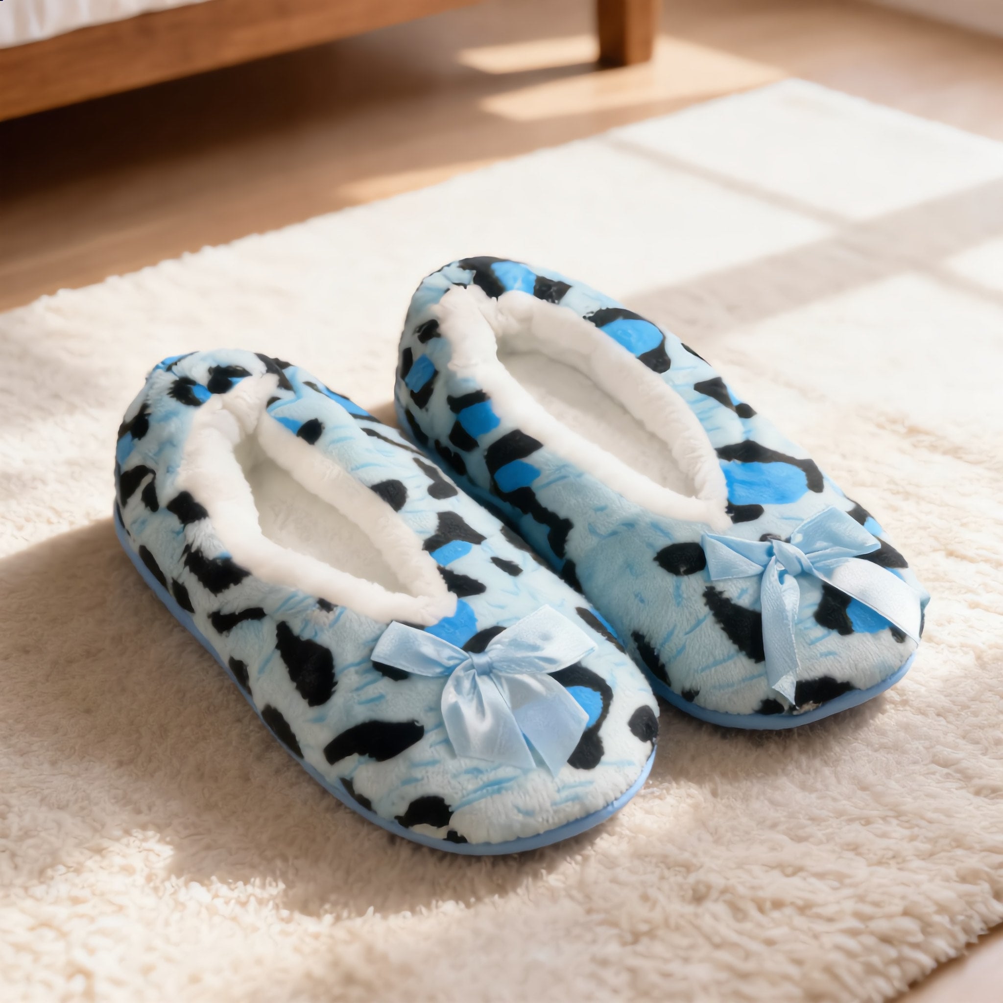 Blue Leopard Print Bow Slippers