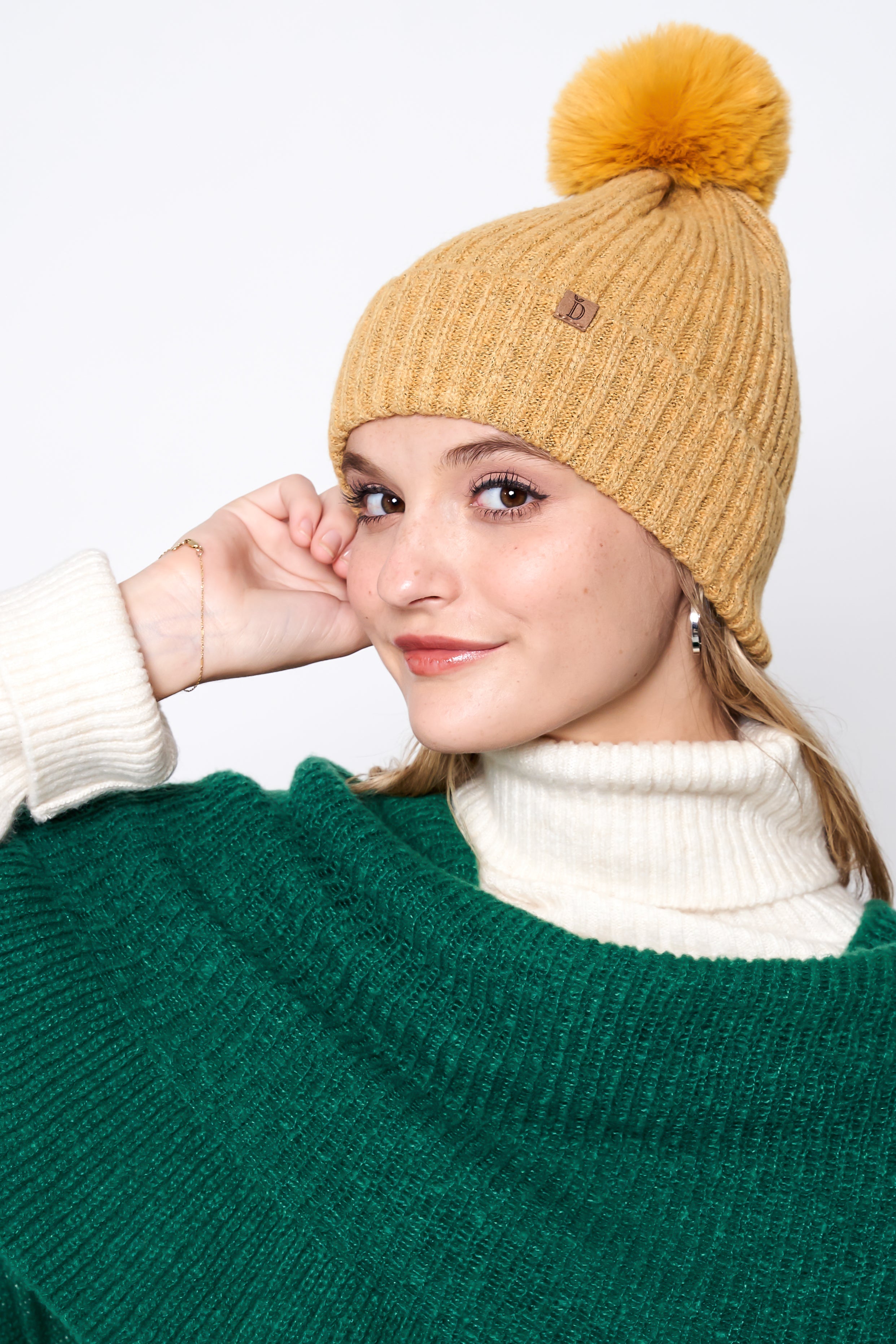 Ribbed Knit Beanie With Faux Fur Pom