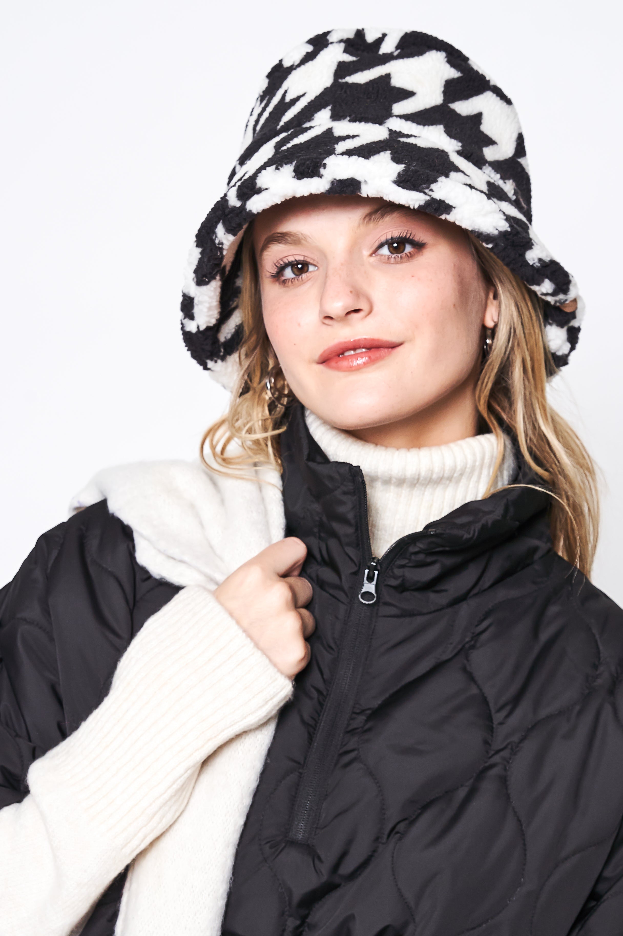 Printed Sherpa Bucket Hat