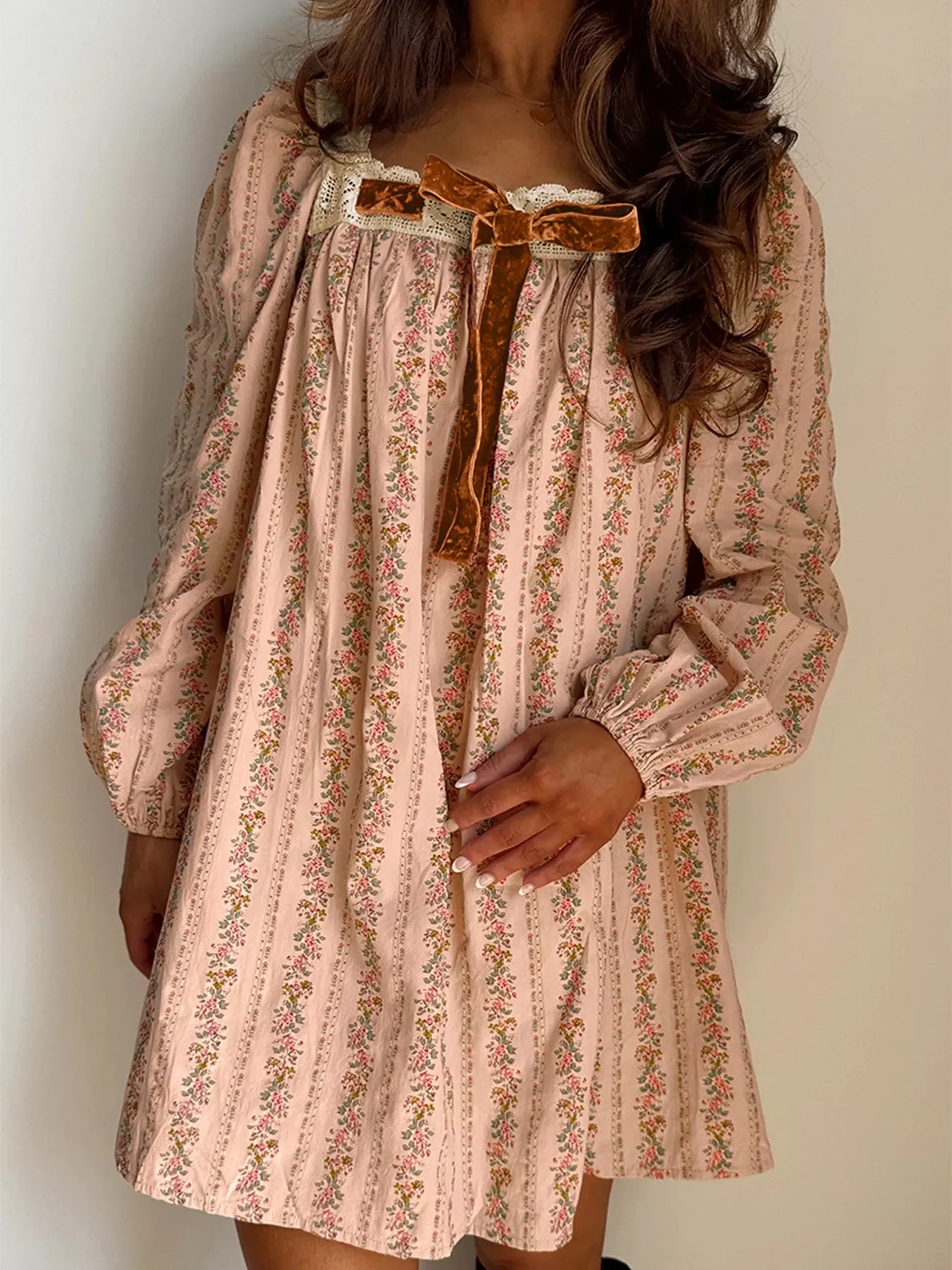 Floral Print Bow Lace Patchwork Long Sleeve Loose Mini Dress