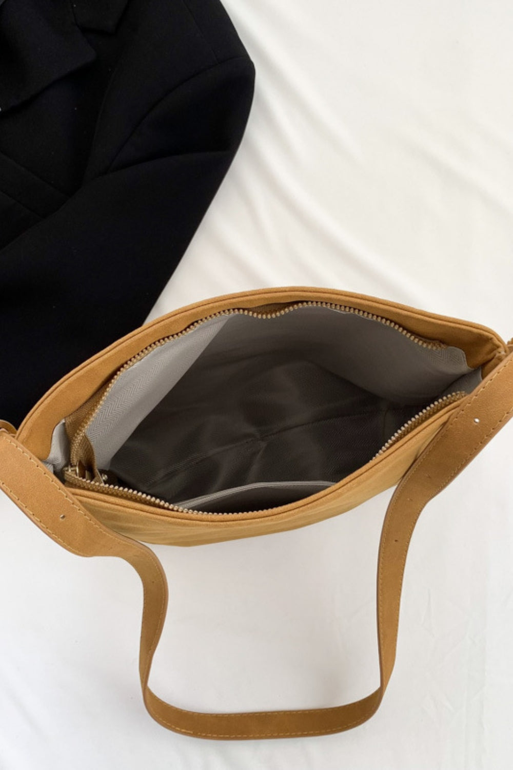 Double-Layered Fringe Shoulder Bag