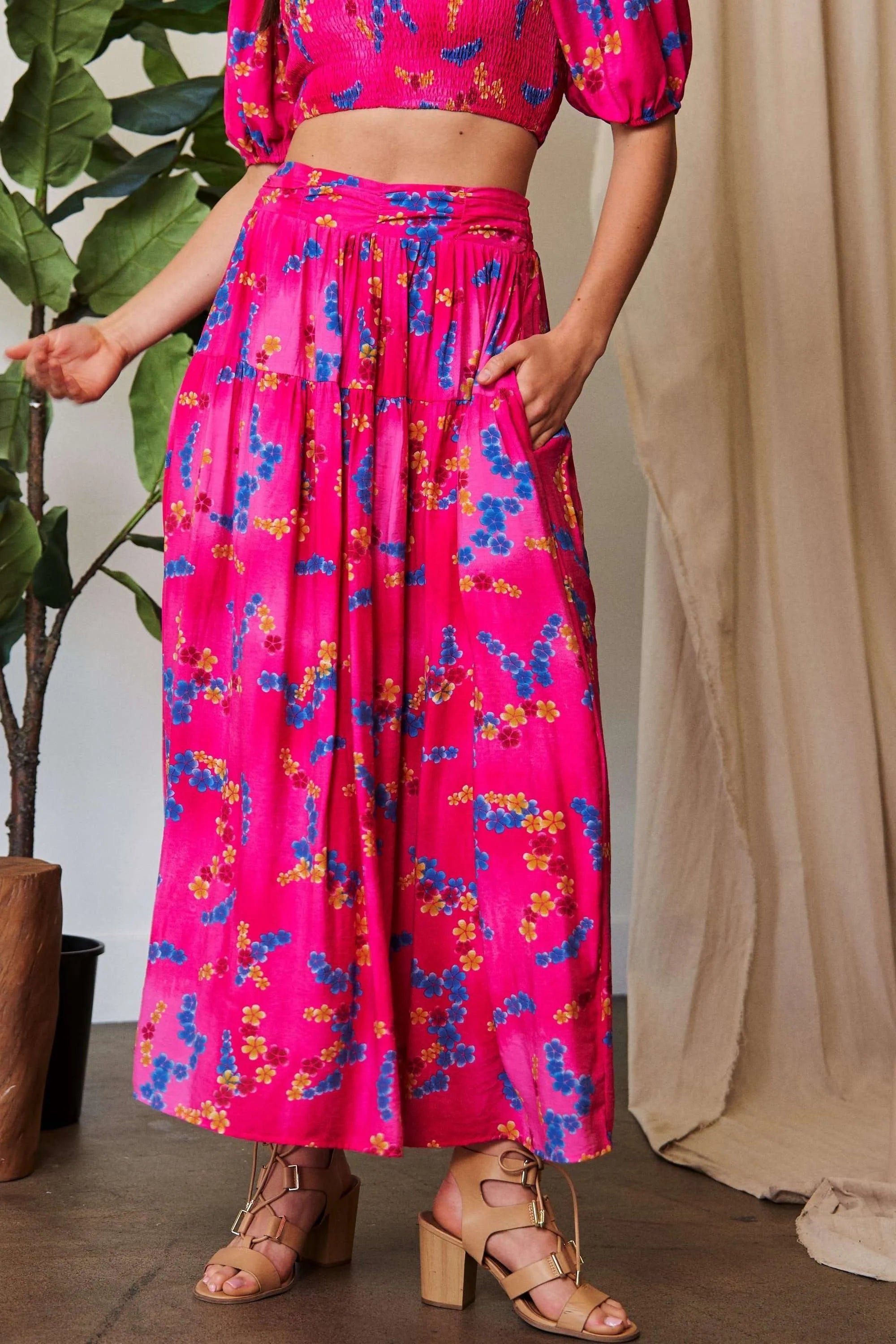 Davi & Dani Printed Smocking Waistband Ruffled Maxi Skirt