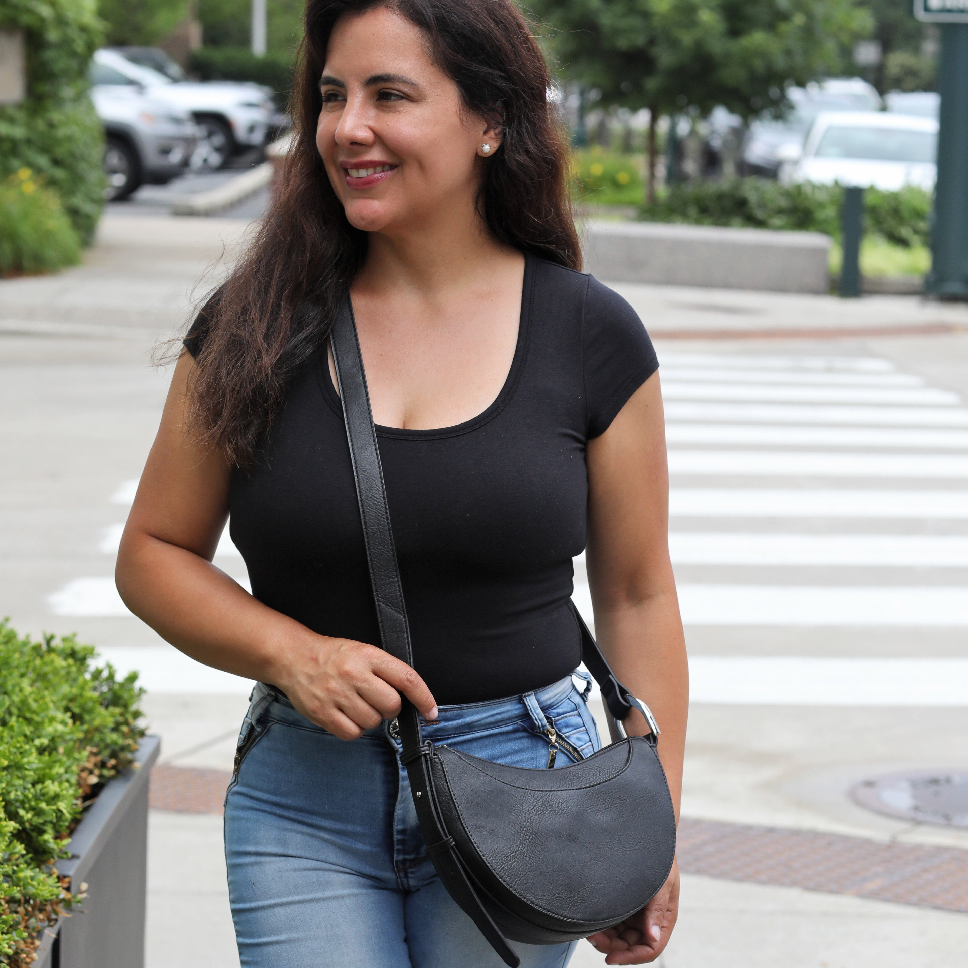 NEW! Gianna Crossbody