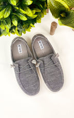 Maco Sneaker in Charcoal